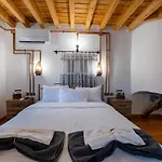 Kaliva 1 Dag Manzarali Tas Ev Apartament Fethiye